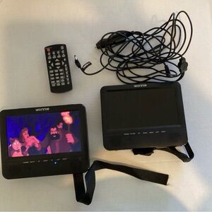 Wonnie dvd/ cd player portable set of 2 with remote & cables to charge